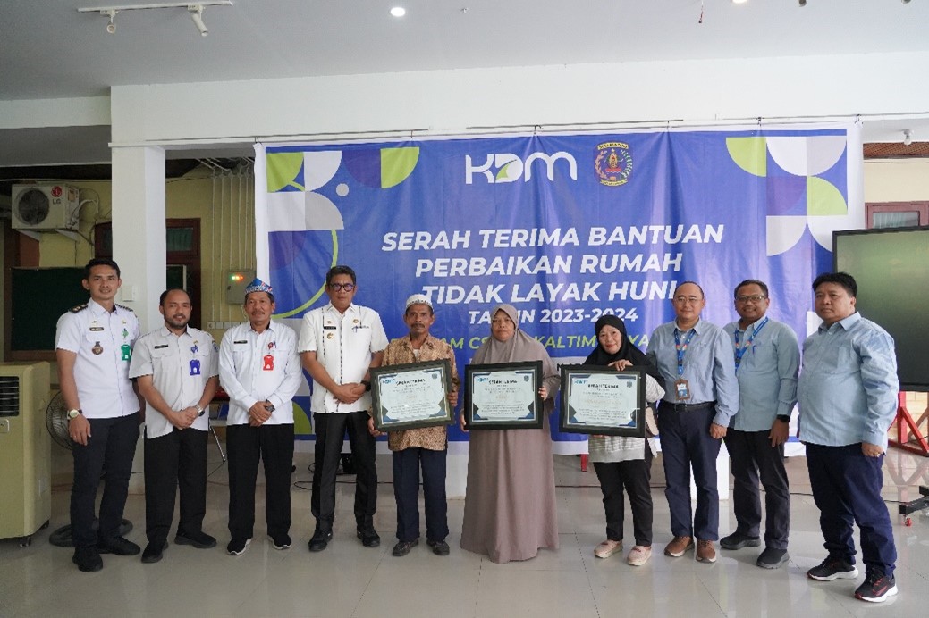 PT Kaltim Daya Mandiri Menyelenggarakan Kegiatan Serah Terima Bantuan Perbaikan Rumah Tidak Layak Huni Tahun 2023