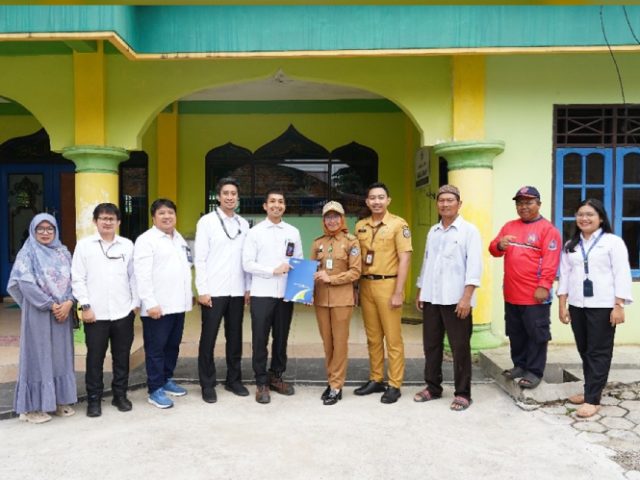 PT Kaltim Daya Mandiri Serahkan Hewan Qurban kepada Masjid di Lingkungan Perusahaan